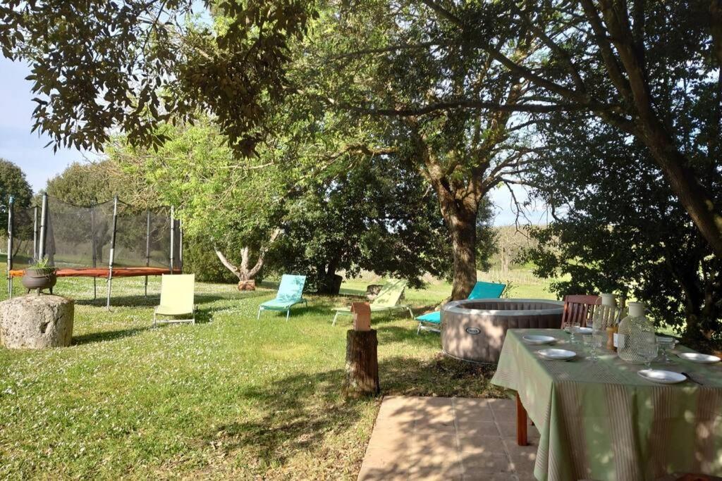 Entre Pierre Et Vigne - Charming Former Winery Farmhouse With Hot Tub & Swimming Pool 모네스티에 외부 사진